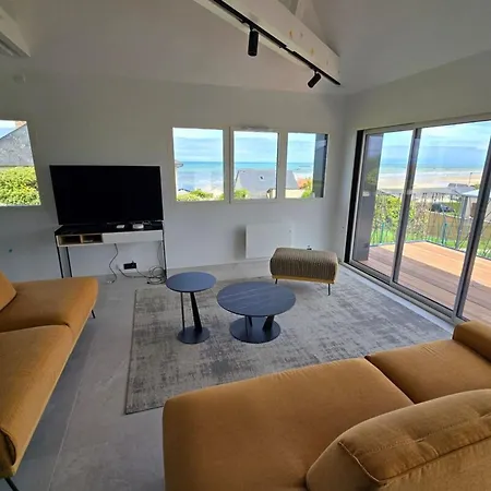 Midgard Sea View Semesterbostad